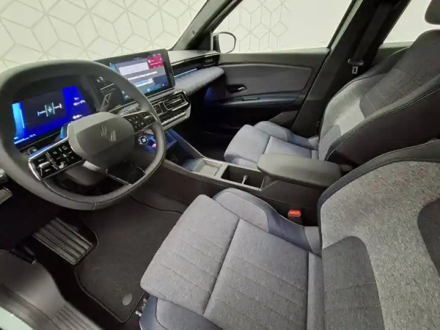 Renault 4 renault  e-tech electrique 150 ch autonomie confort — photo 82