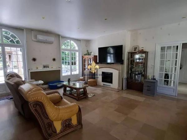 Maison 6 pièces 164 m²