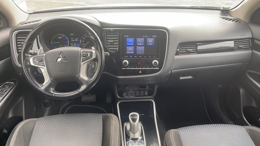 Mitsubishi Outlander 2.4 MIVEC 208 Hybrid  4WD BVA6 - Buisness – 2020 – 90175 km – Hybride rechargeable – Boîte Automatique — photo 34