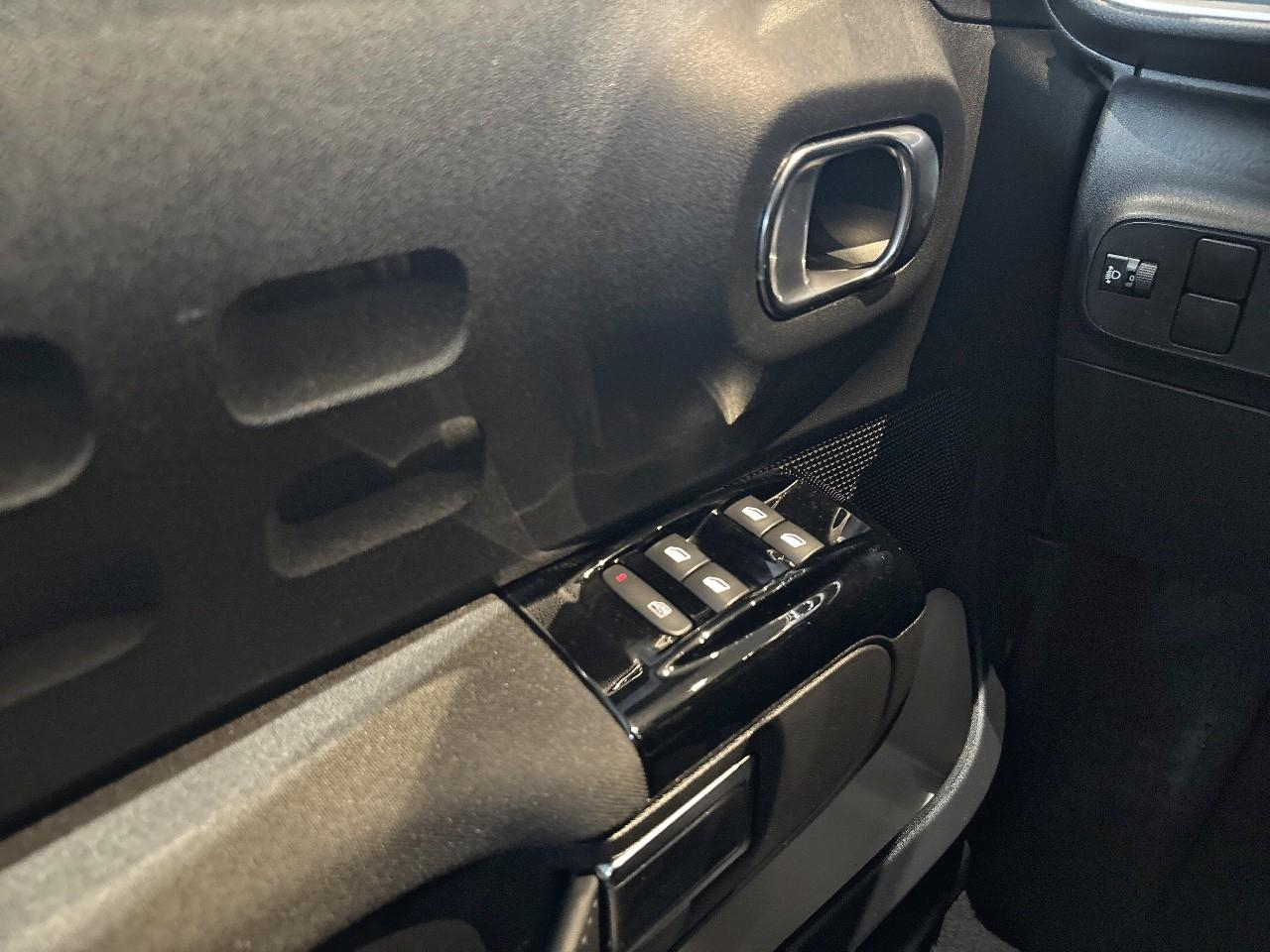 Citroën C3 1.2 puretech 110ch s&s shine eat6 — photo 15