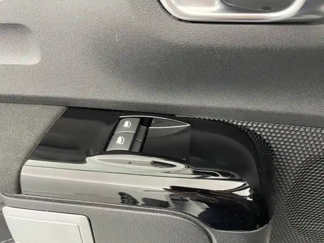Citroën C3 puretech 83 s&amp;s bvm5 — photo 32
