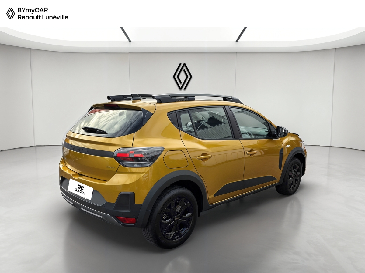 Dacia Sandero Hybrid 155 — photo 5