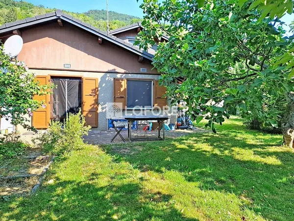 Maison de plain-pied 3 pièces 98 m²