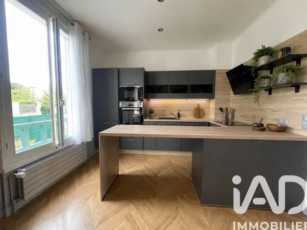 Maison 5 pièces 93 m²