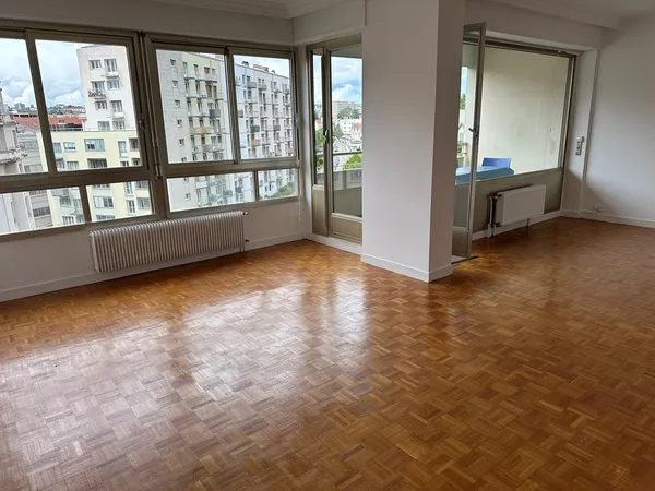 Grand T2 avec balcon - quartier Mouillère