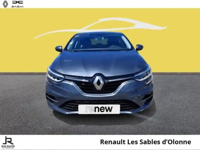 Renault Megane 1.5 blue dci 115ch evolution edc — photo 9