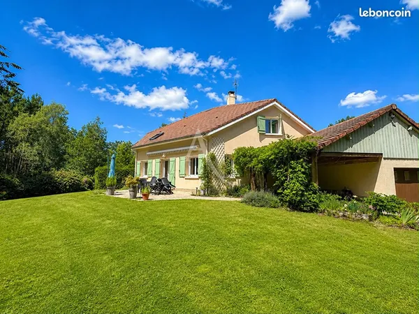 Propriété 7 pièces 185 m²
