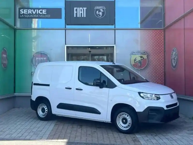 Fiat Doblo fg m diesel 100ch pack premium connect — photo 3