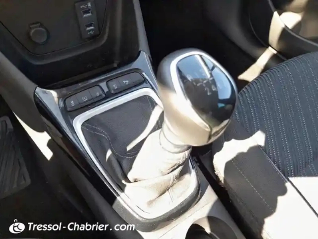 Opel Crossland X 1.2 turbo 110 ch design 120 ans — photo 5