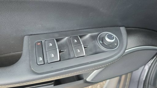 Alfa Romeo Giulia 2.2 JTD 210 Q4 AT8 - Veloce Ti – 2020 – 115288 km – Diesel – Boîte Automatique — photo 7