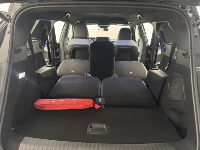 Peugeot 5008 plug-in hybrid 195 e-dcs7 — photo 10