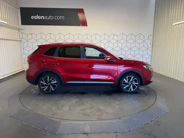 Mg Zs 1.5 l hybrid+ 197 ch — photo 7