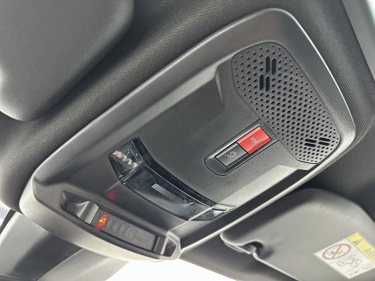 Peugeot 208 hybrid 136 e-dcs6 gt — photo 31