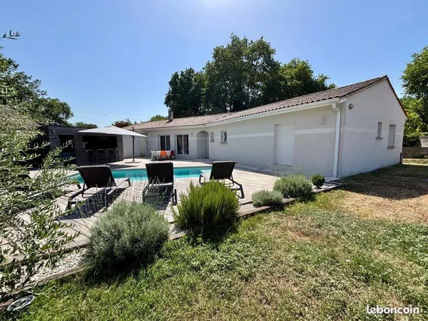 Maison familiale 168m2 avec piscine Léognan