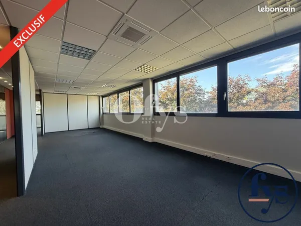 Bureaux 349 m²