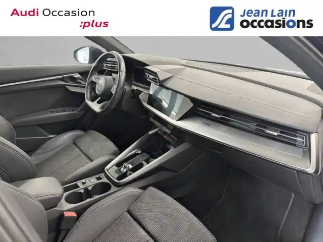 Audi A3 sportback 40 tfsie 204 s tronic 6 — photo 11