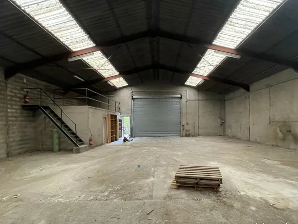 LOCAL D'ACTIVITE 570 m² BEAUVAIS