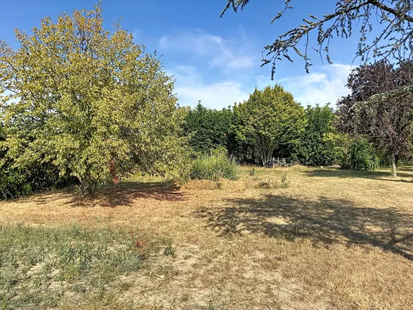 Les Hauts d'Anjou : Terrain à vendre de 568 m²