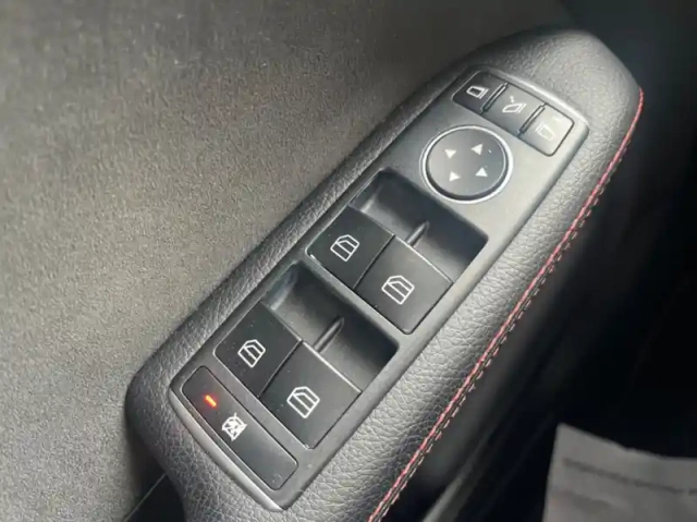 Mercedes Classe B 180 d 109ch sport edition 7g-dct — photo 6