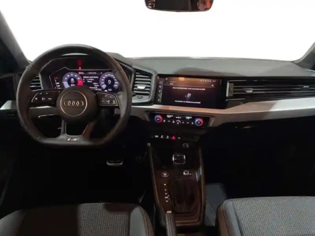 Audi A1 35 tfsi 150 ch s tronic 7 s line plus — photo 5