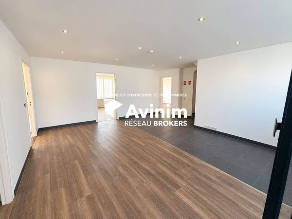 Bureaux 1 pièce 187 m²