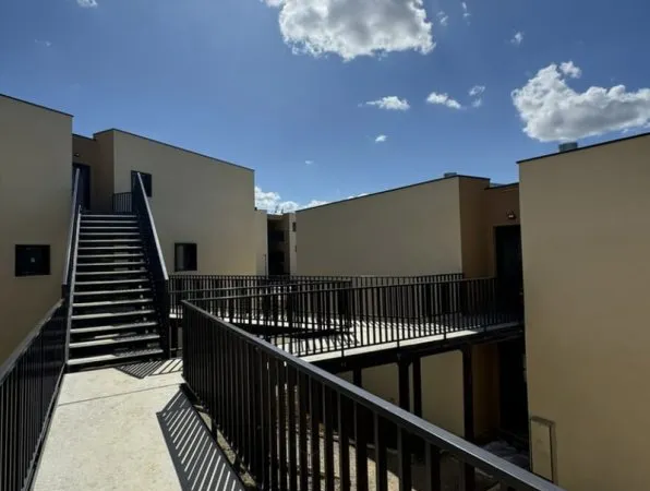 Appartement neuf T3 en dernier étage à Avignon