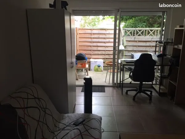 Agreable T1bis Meublé, Jardin,Terrasse 25m2, dans une villa au calme, Ramonville, Labège, Metro et B
