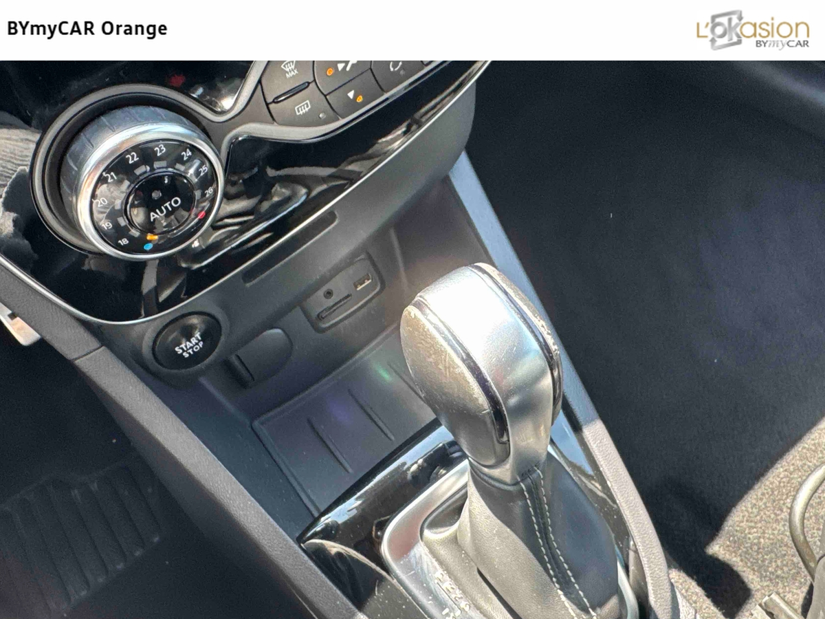 Renault Clio TCe 120 Energy EDC — photo 21