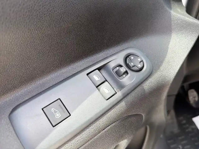 Peugeot Partner fourgon m 650 kg bluehdi 100 s&amp;s bvm6 — photo 15