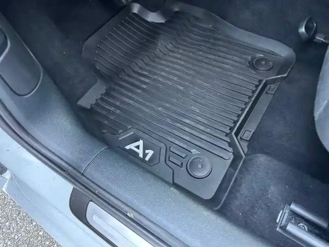 Audi A1 sportback 30 tfsi 116 ch s tronic 7 — photo 20