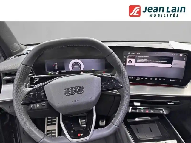 Audi Q3 e-hybrid 272 ch s tronic 6 — photo 11