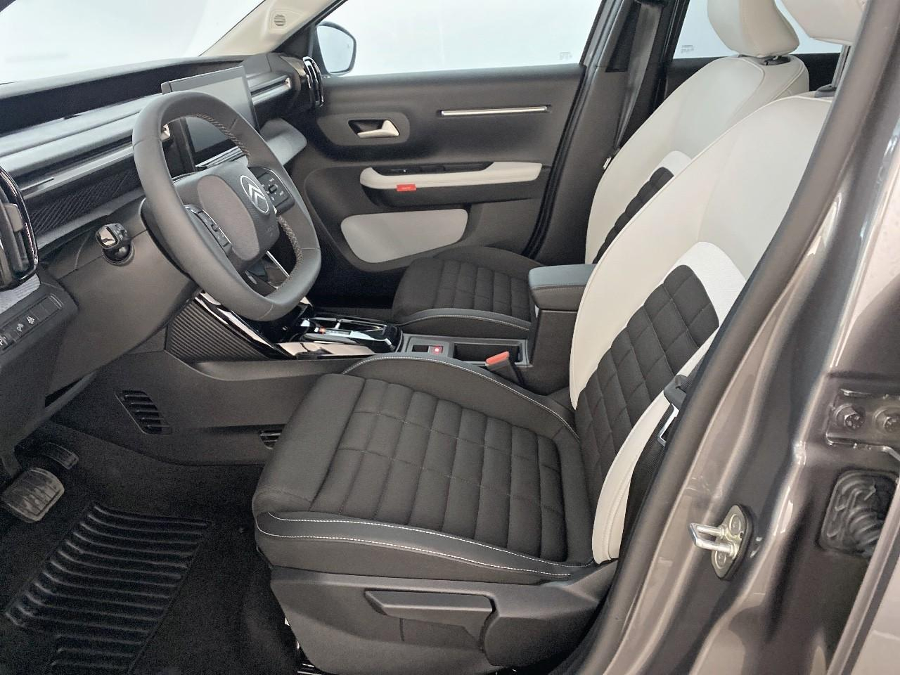 Citroën C3 Aircross hybride 145 ch aut max — photo 9