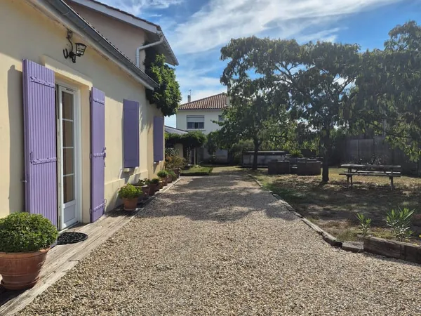 MAISON 128 M2 GRADIGNAN