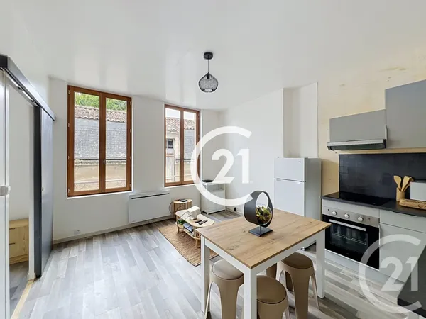 Immeuble 102 m²