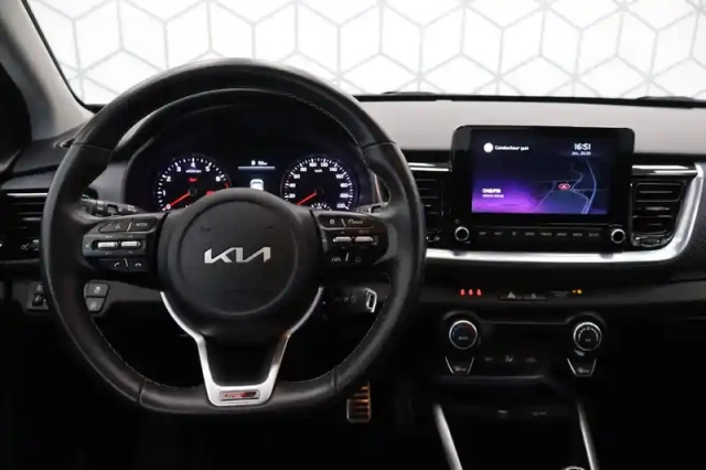 Kia Stonic 1.0 t-gdi 100 ch bvm6 — photo 48