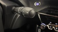 Peugeot 2008 1.2 PureTech 130ch S&S Allure — photo 24