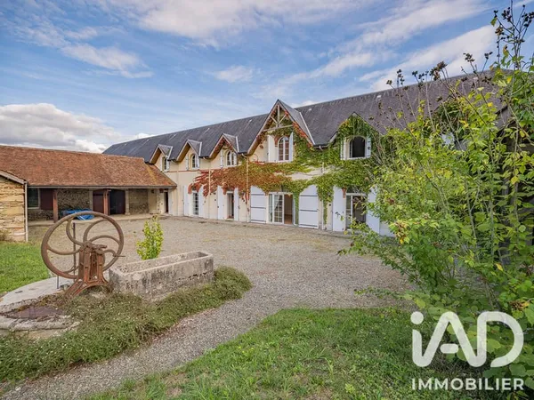 Maison 10 pièces 300 m²
