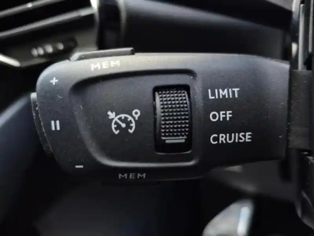 Ds Ds 7 e-tense 4x4 300 performance line + — photo 23