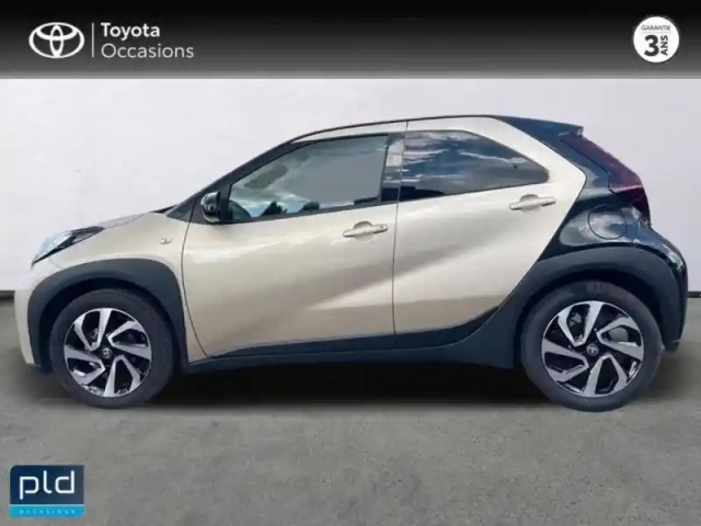 Toyota Aygo X 1.0 vvt-i 72ch design my23 — photo 3