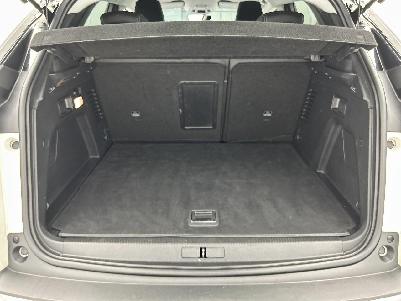 Peugeot 3008 hybrid 225 e-eat8 allure pack — photo 14