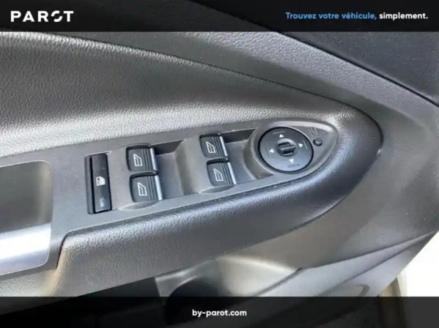 Ford Kuga 1.5 flexifuel-e85 150ch stop&amp;start titanium 170g 4x2 euro6.2 — photo 6