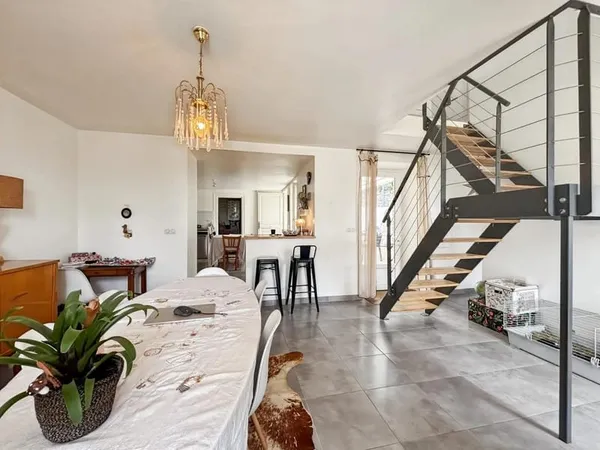Ensemble immobilier de deux maisons - Condat-sur-Vienne