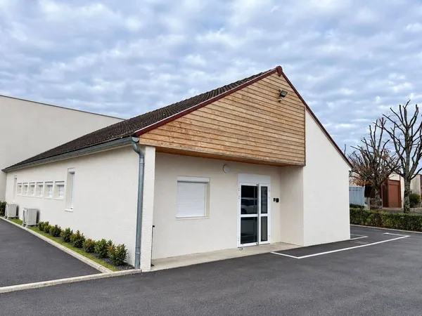 Bureaux 153 m²