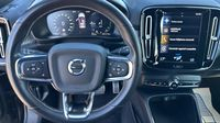 Volvo Xc40 T5 Recharge 180 + 82ch R-Design DCT 7 — photo 8