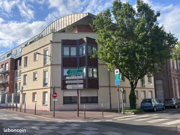 Appartement Douai centre 46 m2 - parking et cellier- 3e et dernier étage