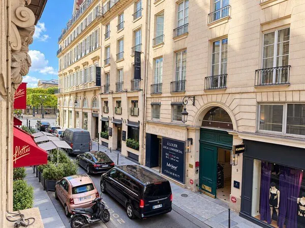 Bureaux 177 m²