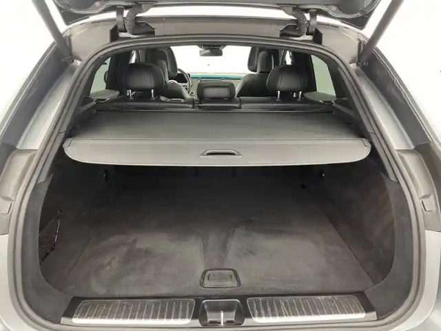 Mercedes Eqe suv 350 4matic — photo 47