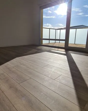 Appartement 4 pièces - 79 m2 - étage 4