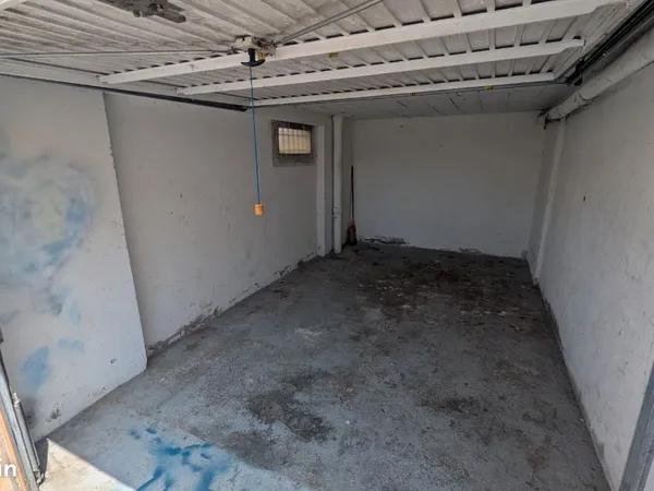 Garage box