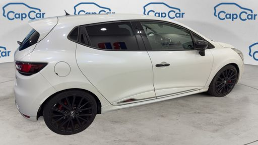 Renault Clio 1.6 Turbo 220 EDC6 - RS Trophy – 2016 – 90500 km – Essence – Boîte Automatique — photo 2